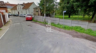 Przed sezonem remont placu ks. Tomkiewicza