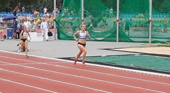 Złoty medal Mistrzostw Polski U18 w Lekkiej Atletyce Klaudii Pawlus