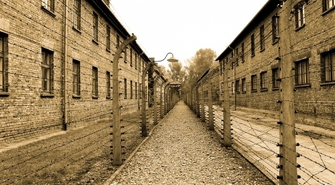 Literatura obozowa - wspomnienia ciężkich przeżyć