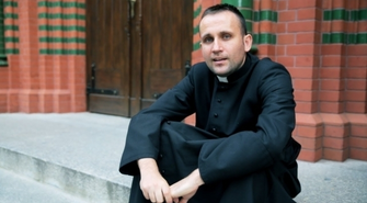 Ksiądz raper we Wschowie