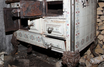 Gościł trzech mężczyzn został przez nich okradziony