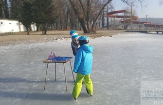 Zawody łyżwiarskie w Sławie