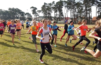 Świetny występ biegaczy z LLKS Osowa Sień