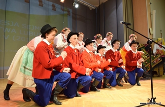 Zespół z Krzepielowa z Odznaką za Zasługi