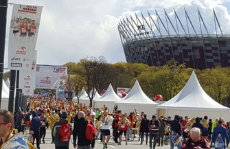 Sława Uczniowie i nauczyciele wystartowali w warszawskim Orlen Warsaw Marathon