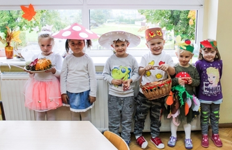 Rekrut i Bałałajka na jesiennym balu w Lginiu