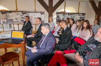 O Kresach Wschodnich II RP w MZW