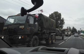 Batalion wojsk amerykańskich na ulicach Wschowy