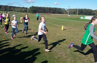 Szkoła Podstawowa nr 1 Mistrzem Województwa w Drużynowych Biegach Przełajowych.