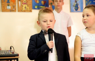 Uroczyste ślubowanie klas pierwszych