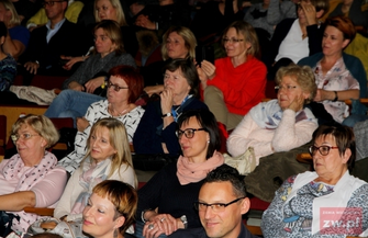 Sala pełna publiczności. Andrzej Chyra we Wschowie
