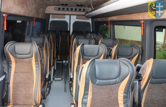 Powiat Wschowski zakupił autobus na potrzeby SOSW we Wschowie