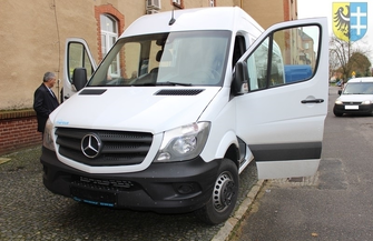 Powiat Wschowski zakupił autobus na potrzeby SOSW we Wschowie