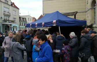 Sławska młodzież na rzecz chorych dzieci