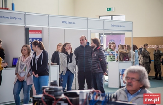 Powiatowe Targi Zawodowe - Spotkanie przedsiębiorców z młodzieżą