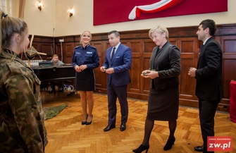 Nadanie awansów uczniom klas mundurowych