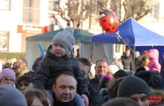 Święty Mikołaj na rynku we Wschowie