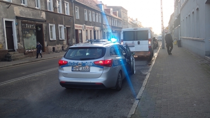 W centrum Wschowy potrącono kobietę. Z poważnymi obrażeniami ciała trafiła do szpitala