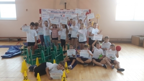 Nowy sprzęt sportowy dla SP2 we Wschowie