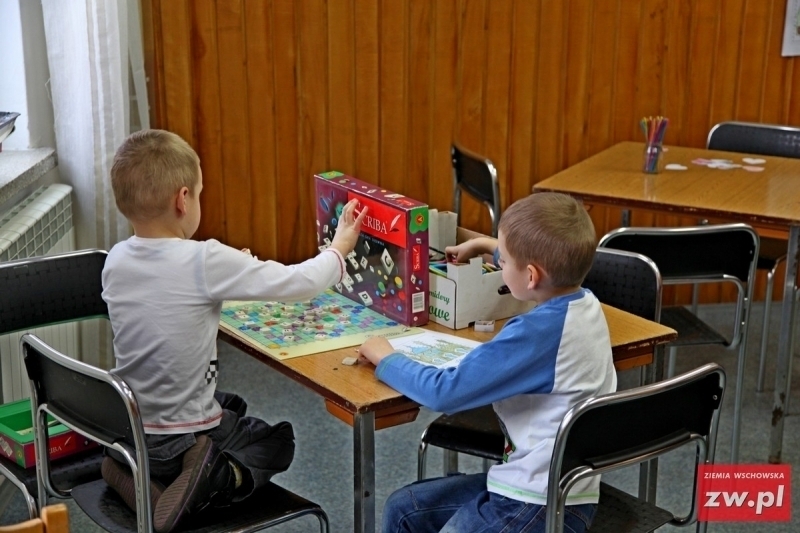 Kraina wyobraźni quizy gry i zabawy czyli 3 dzień ferii w Sławie