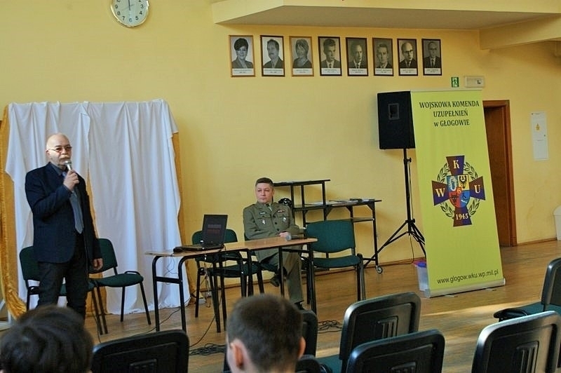 Promowali służbę wojskową