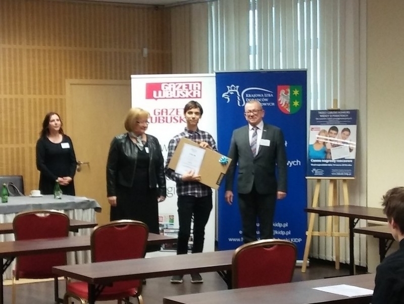 Ekonomista Tomasz Świątek finalistą III Lubuskiego Konkursu Wiedzy o Podatkach.