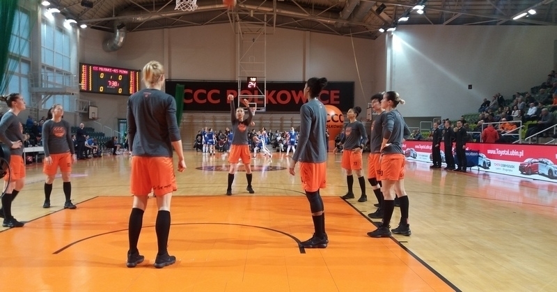 Szkoła Podstawowa nr 1 na meczu Enea Basket Ligi Kobiet w Polkowicach