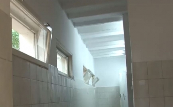 Giezek Budynek remontuje się od dachu. Czopek Gdyby pan mnie dokładnie zapytał to by się pan dowiedział