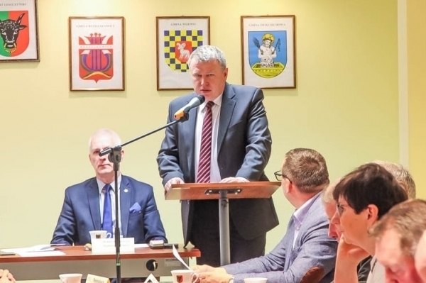 Dzisiaj trzeba się cieszyć że w ogóle ktoś złożył ofertę
