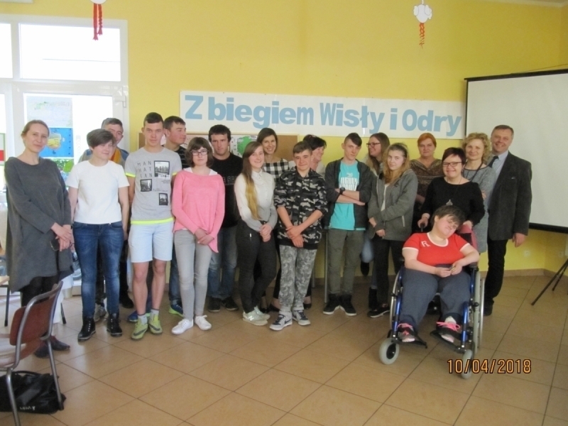 Z biegiem Wisły i Odry Międzyszkolny Konkurs Krajoznawczy w SOSW