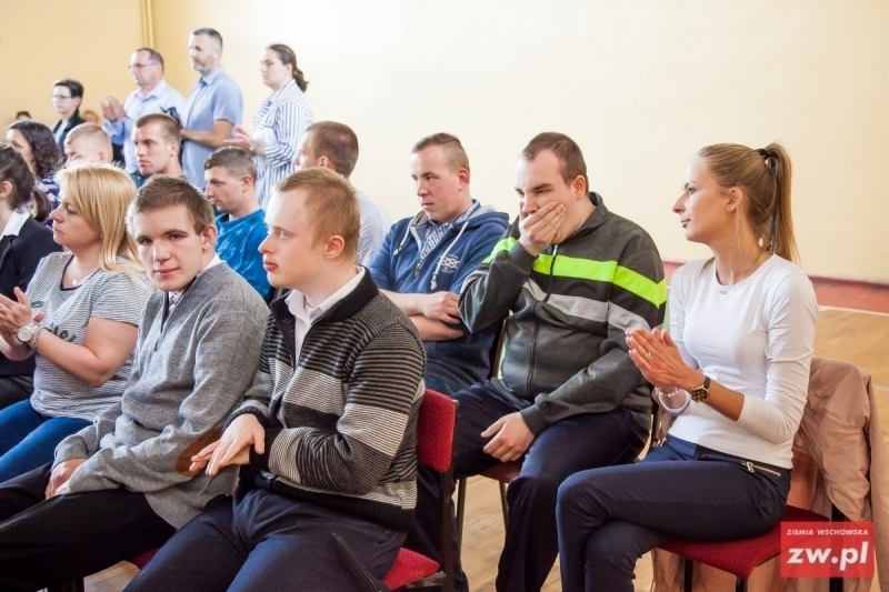Powiatowa akademia z okazji rocznicy uchwalenia Konstytucji 3 Maja w SOSW we Wschowie