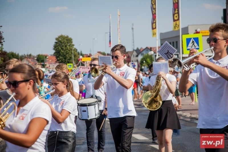 Korowód i zespół Afromental czyli gorące Dni Sławy