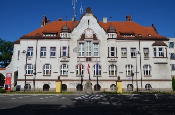 Urząd Miasta i Gminy Góra oraz Starostwo Powiatowe czynne krócej