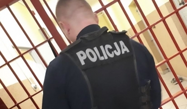 Siedlnica W samo południe próbowano ukraść wał rolniczy