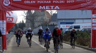 Przedsylwestrowe zmagania kolarzy