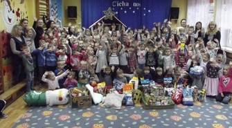 Paczki dla kotków i piesków od przedszkolaków