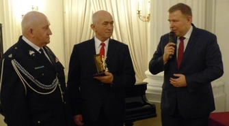 Stanisław Wolniczak uhonorowany przez starostę leszczyńskiego