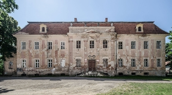 Pałac w Sicinach zostanie domem pomocy społecznej