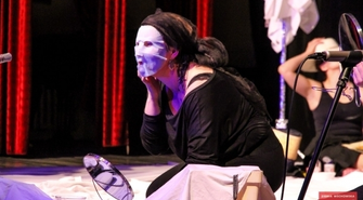 Gorzka opowieść o człowieku w spektaklu ,,Witamy we wSPAniałym świecie"