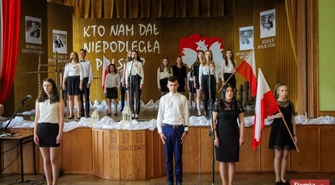 “Nie rzucim ziemi, skąd nasz ród…” 