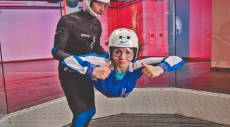 Loty w tunelu aerodynamicznym w Lesznie – rezerwuj już teraz!