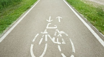 Jest firma, która wybuduje pierwszy etap ścieżki rowerowej do Lginia