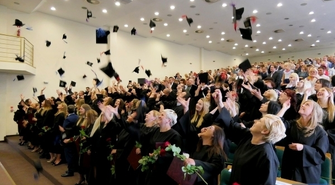 Vivat Academia, vivant professores! Absolutorium na WSH w Lesznie