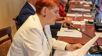 Rodzice przeciwni łączeniu klas w Szkole Podstawowej w Mochach