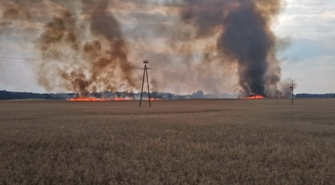 W Krutli płonęło zboże