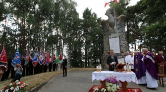 76. rocznica zbrodni hitlerowskiej w Tuchorzy