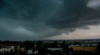 Najpierw gorąco, a popołudniu burze