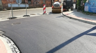 Nowe drogi i chodniki przy ul. Piastów