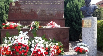 Odsłonięcie popiersia Marszałka Józefa Piłsudskiego w Wąsoszu