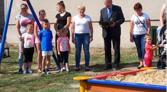 Następne dwa place zabaw otwarte